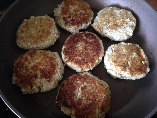 Tofulaibchen mit Karfiol/ Salat